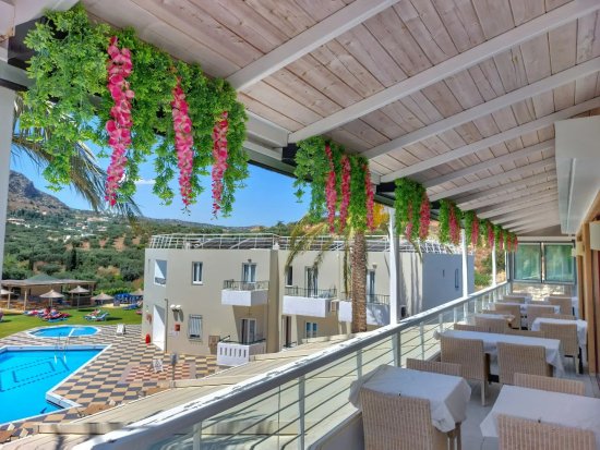 BELLOS HOTEL & APARTMENTS