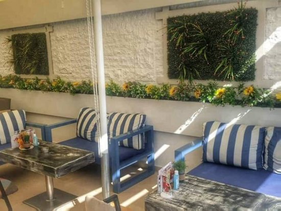 DEL MAR CAFE WINE BAR